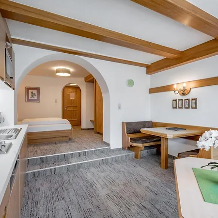 Aparthotel Garni Wieser 3*